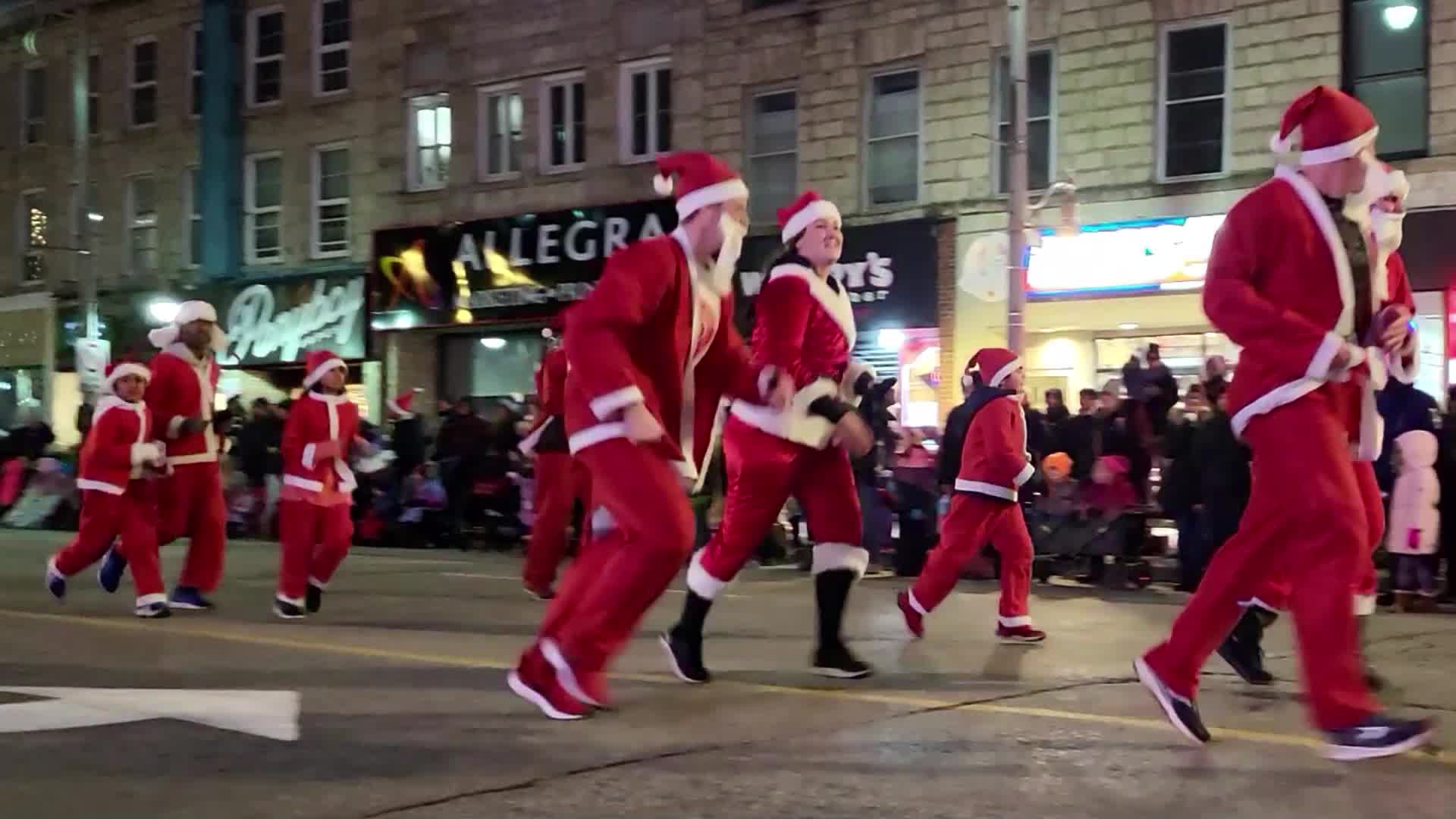 Guelph gets in the Christmas spirit with the Santa Claus parade (video/photos) Guelph News